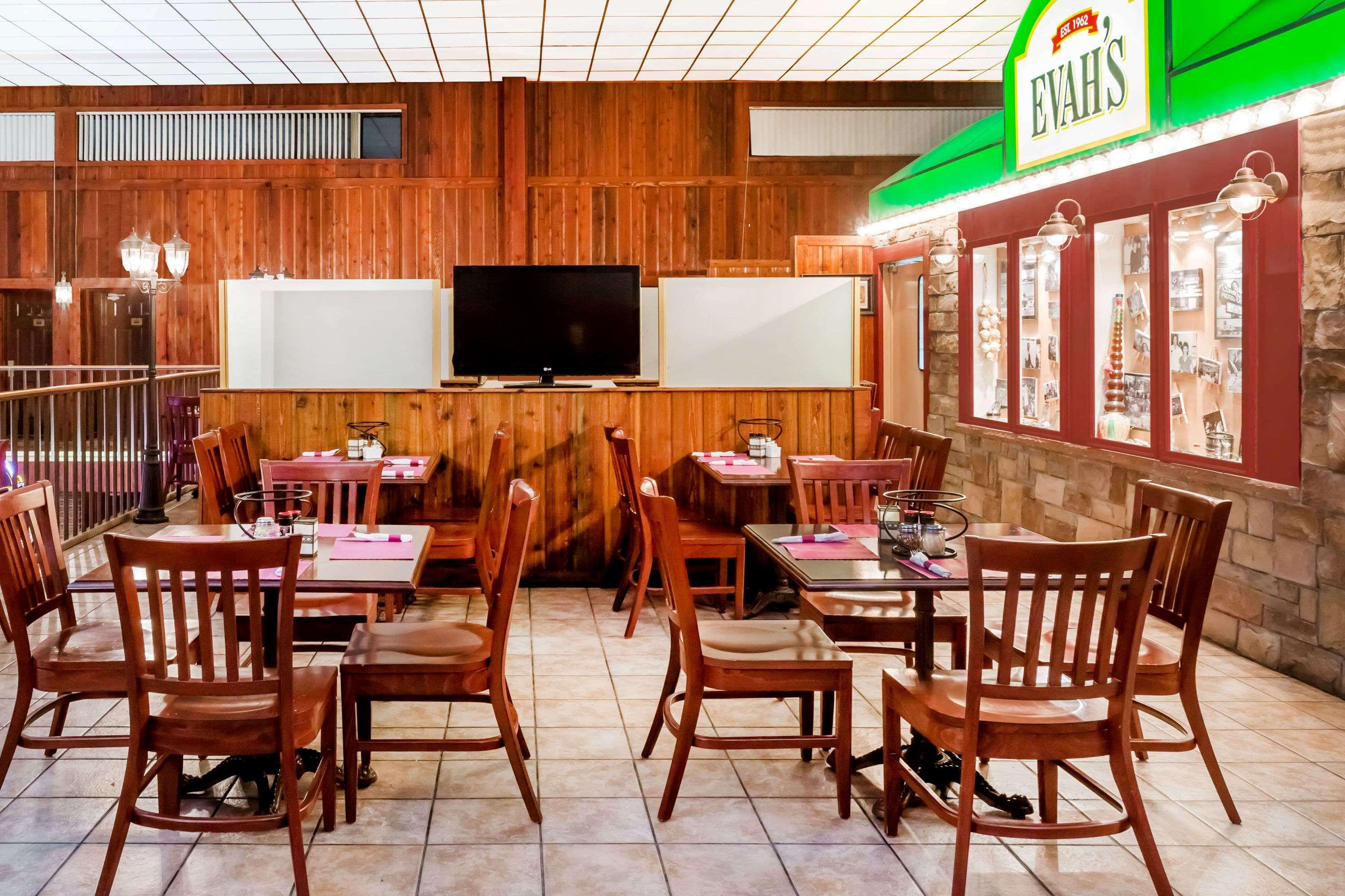 מלון Ramada By Wyndham אלי מראה חיצוני תמונה